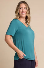 Tani Ella Peacock V-neck Tee