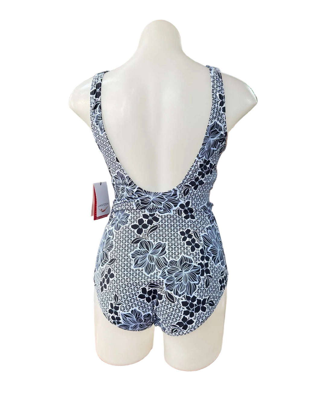 Capri lingerie Sleepwear & Swimwear Launceston Tasmania Jantzen Tunsley Gathered Twist Swimsuit