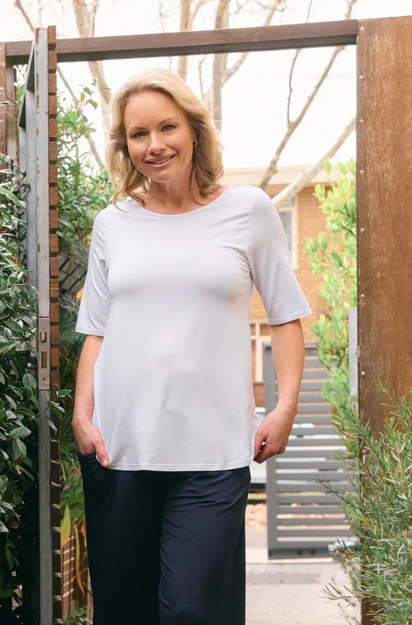 Tani White Elbow Swing Tee