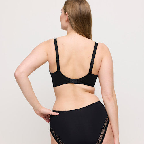 Capri Lingerie Sleepwear & Swimwear Launceston Tasmania
Primadonna Montara Noir Bra