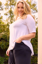 Tani White Elbow Swing Tee