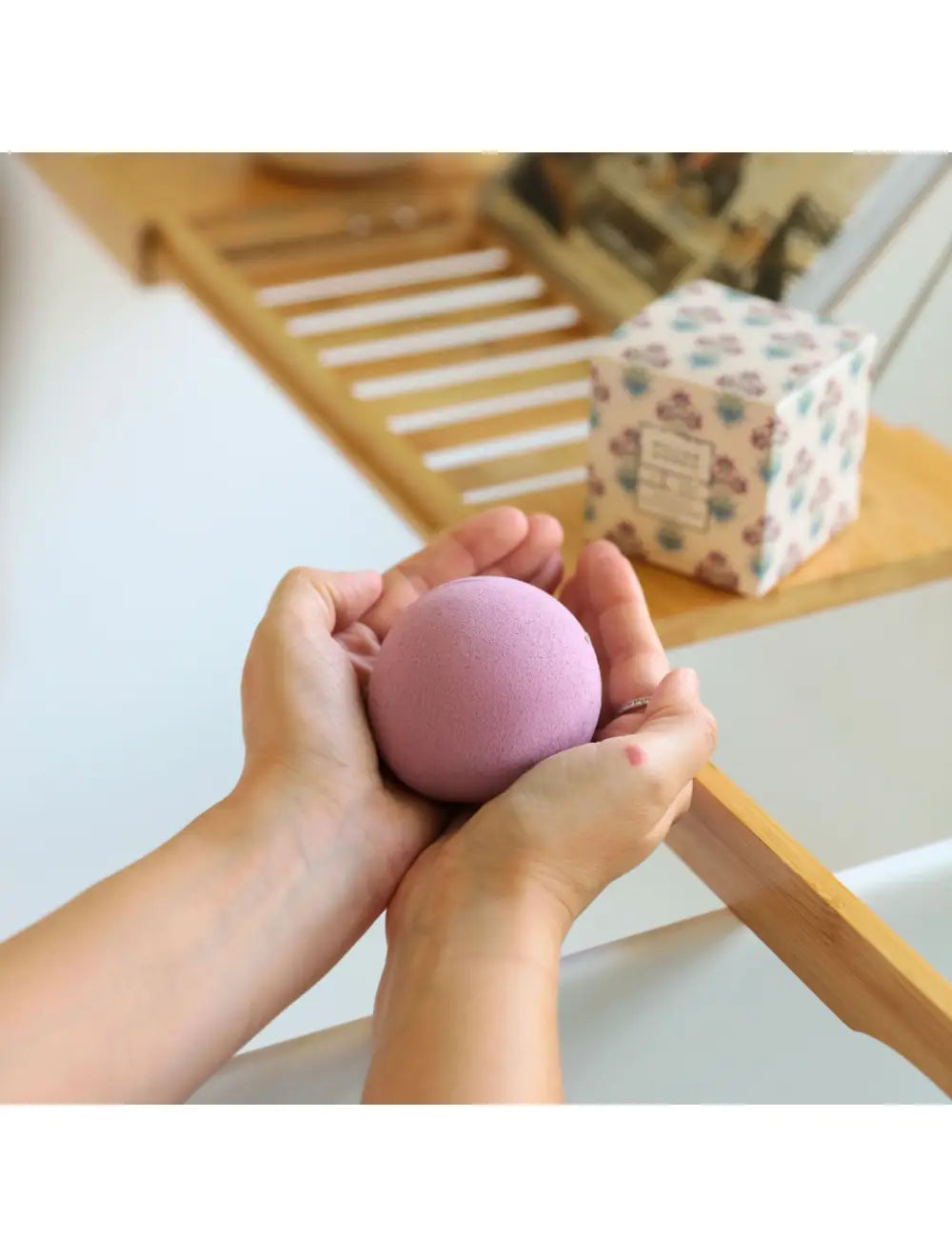 William Morris  Lavender Bath Bomb