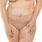Samanta Perla Brief