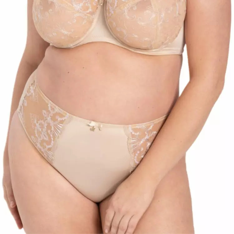 Samanta Perla Brief