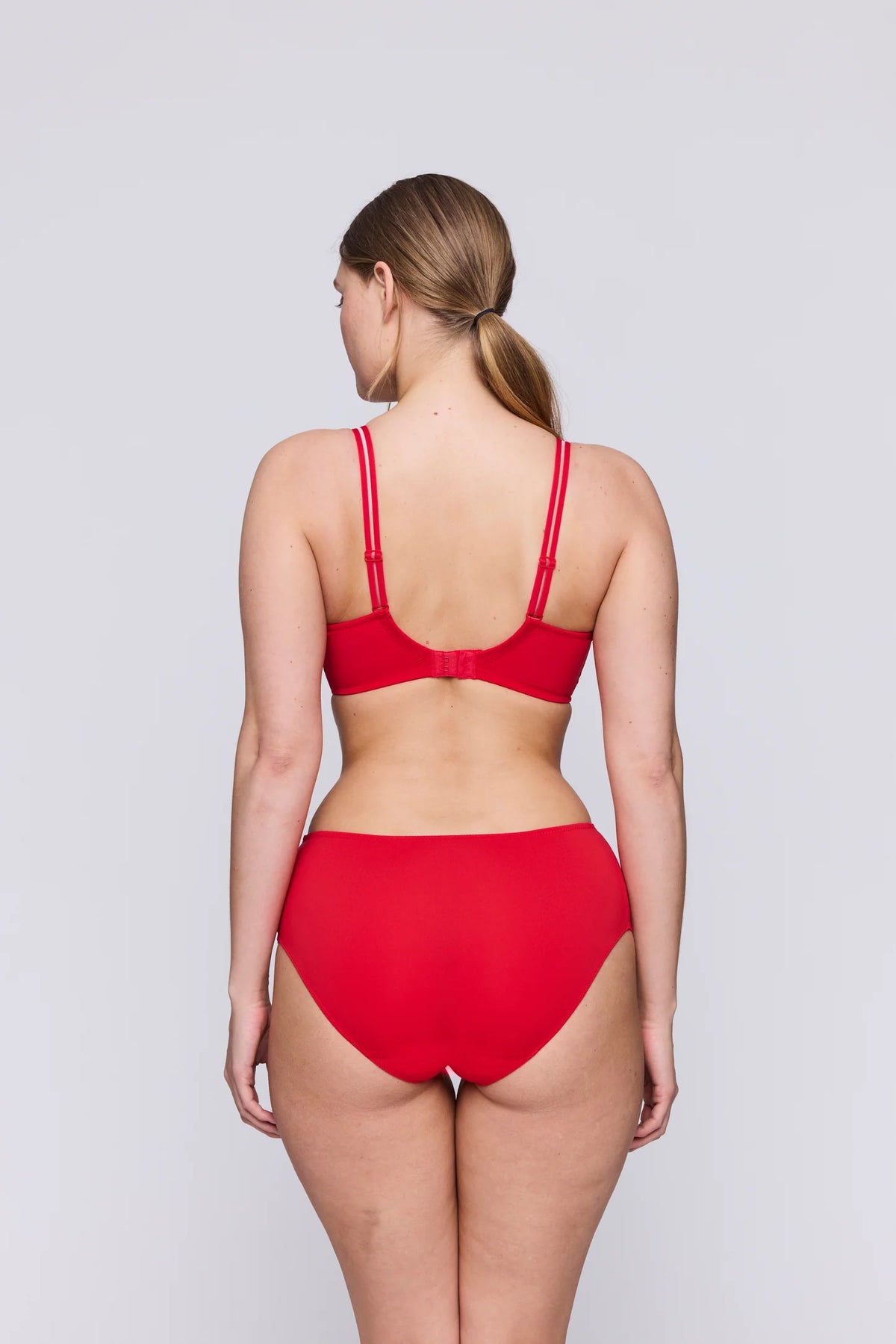 Capri Lingerie Sleepwear & Swimwear Launceston Tasmania
Primadonna East End True Red Bra