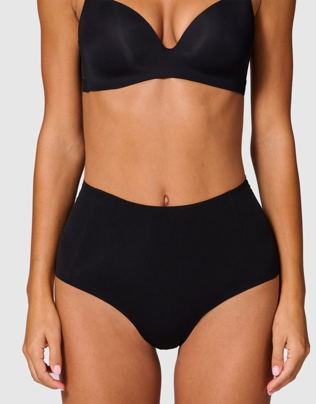 Capri Lingerie Sleepwear & Swimwear Launceston Tasmania
Simone Perele Story Black Control Brief